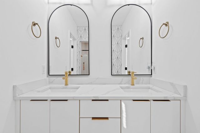 16216 Gleason Lake Road, Wayzata, MN 55391