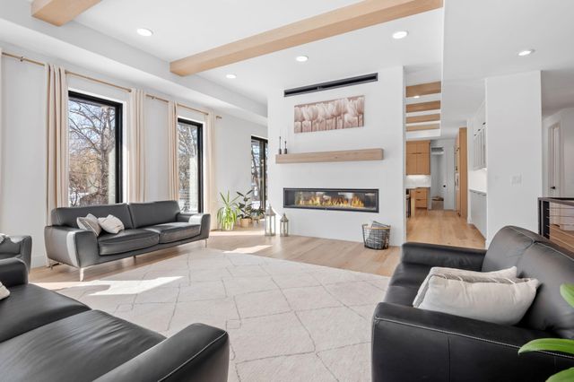 16216 Gleason Lake Road, Wayzata, MN 55391