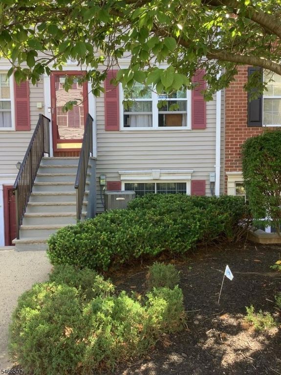 54 Yancy Dr 54, Newark City, NJ 07103 — exterior