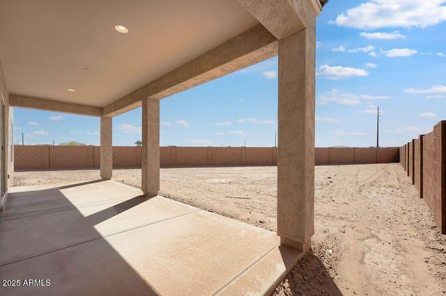 38028 N BRIDLEWOOD Lane, San Tan Valley, AZ 85140