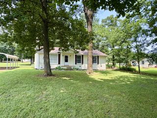 2202 Africa Rd, Lebanon, TN 37087