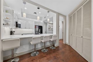 6000 Sugar Hill Drive 17, Houston, TX 77057