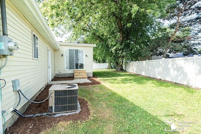 13911 Alton Road, Monroe, MI 48161