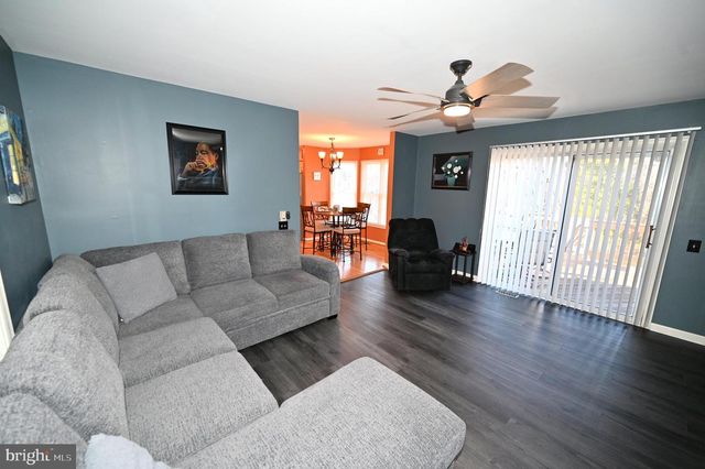 7729 CASTLE ROCK DR, Clinton, MD 20735