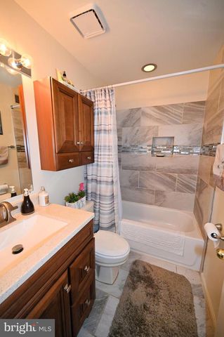 7729 CASTLE ROCK DR, Clinton, MD 20735