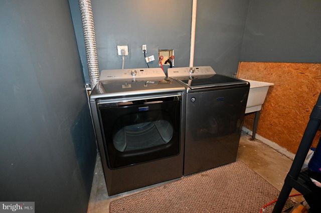 7729 CASTLE ROCK DR, Clinton, MD 20735