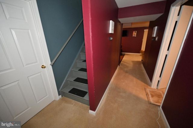 7729 CASTLE ROCK DR, Clinton, MD 20735