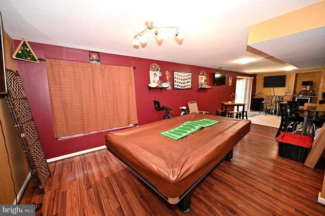 7729 CASTLE ROCK DR, Clinton, MD 20735