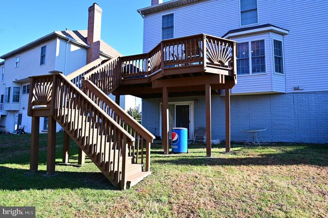 7729 CASTLE ROCK DR, Clinton, MD 20735