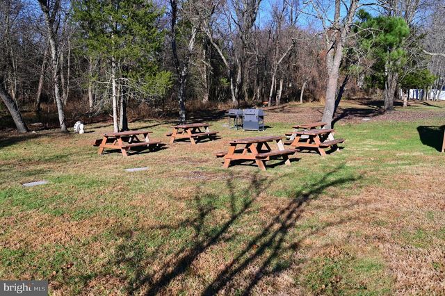 7729 CASTLE ROCK DR, Clinton, MD 20735