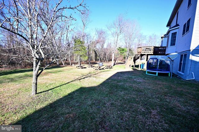 7729 CASTLE ROCK DR, Clinton, MD 20735