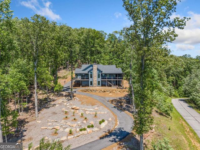 77 N Shore Drive, Cleveland, GA 30528