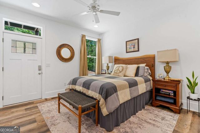 77 N Shore Drive, Cleveland, GA 30528