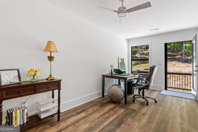 77 N Shore Drive, Cleveland, GA 30528