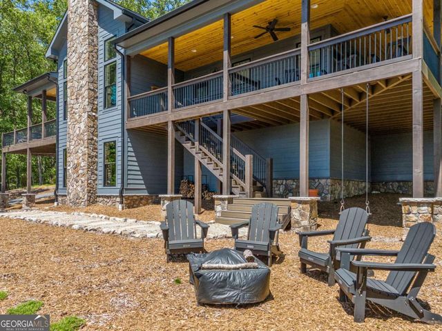 77 N Shore Drive, Cleveland, GA 30528