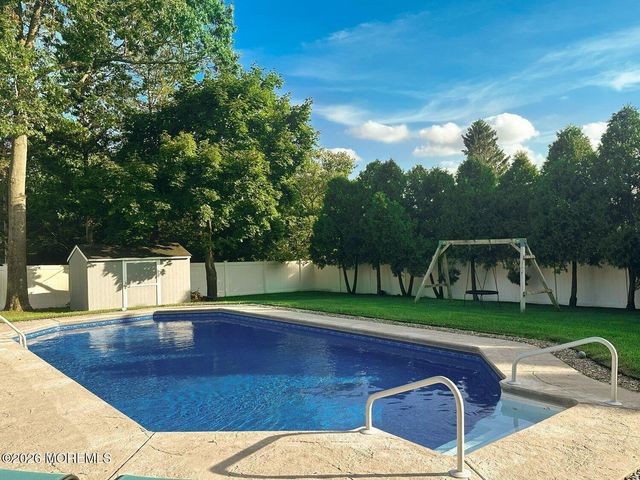 825 Warwick Road, Brick, NJ 08724