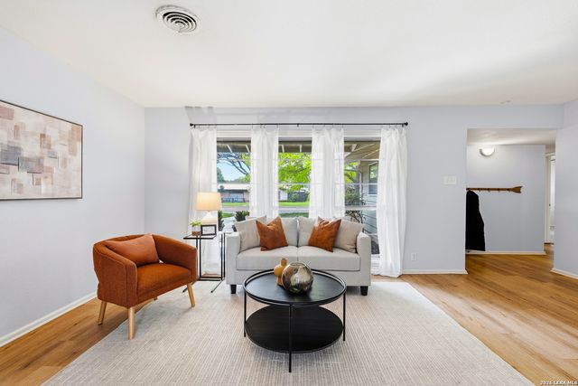 139 VERDANT ST, San Antonio, TX 78209