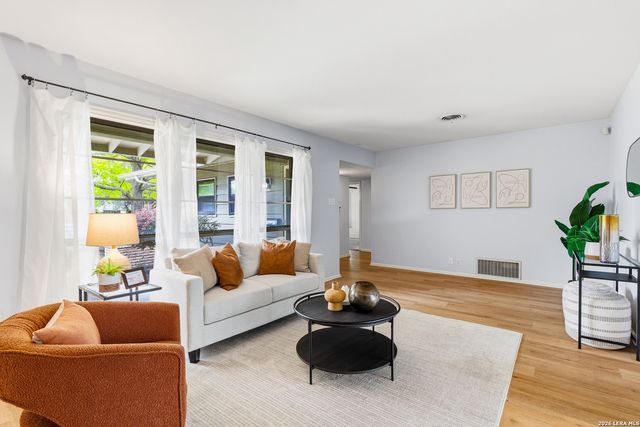 139 VERDANT ST, San Antonio, TX 78209