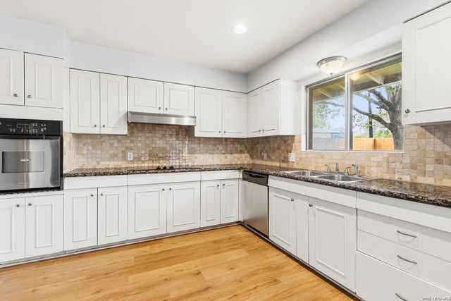 139 VERDANT ST, San Antonio, TX 78209