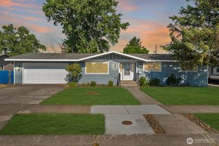 2112 S Crestmont Drive, Moses Lake, WA 98837