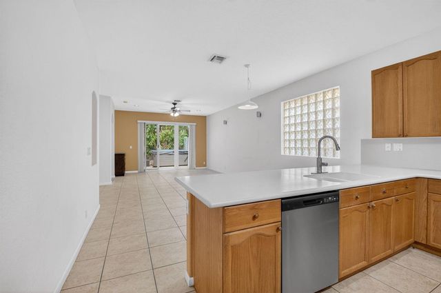 5049 Sancerre Circle, Lake Worth, FL 33463