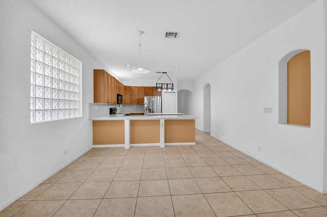 5049 Sancerre Circle, Lake Worth, FL 33463
