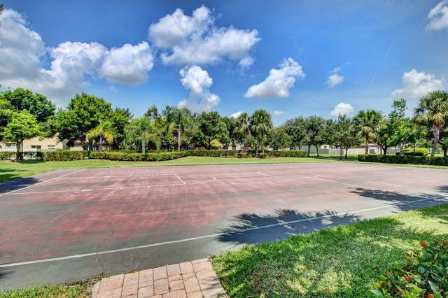 5049 Sancerre Circle, Lake Worth, FL 33463