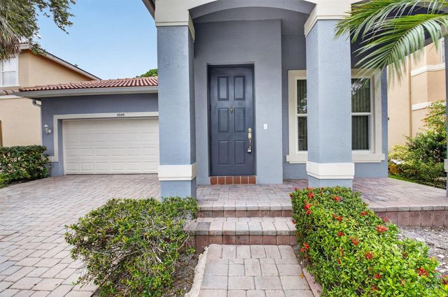5049 Sancerre Circle, Lake Worth, FL 33463