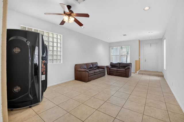 5049 Sancerre Circle, Lake Worth, FL 33463