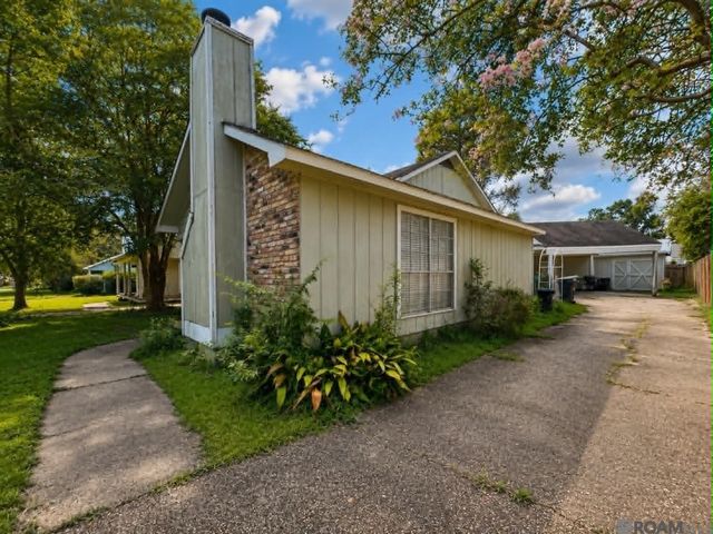 7356 Quorum Dr, Baton Rouge, LA 70817