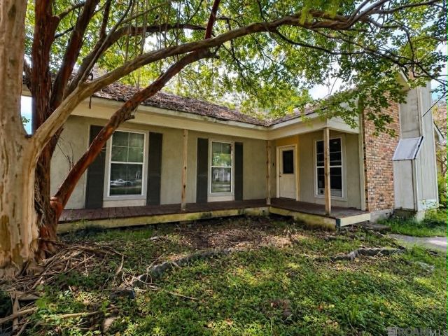 7356 Quorum Dr, Baton Rouge, LA 70817