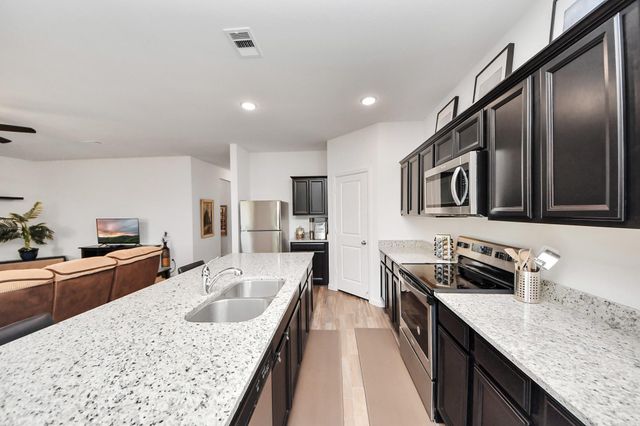 1024 Banyon Tree Lane, Brookshire, TX 77423