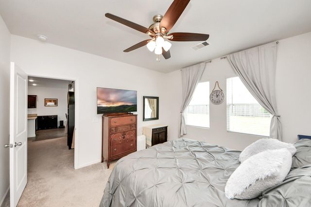 1024 Banyon Tree Lane, Brookshire, TX 77423