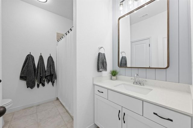 103 Scotsburg ST, Hutto, TX 78634