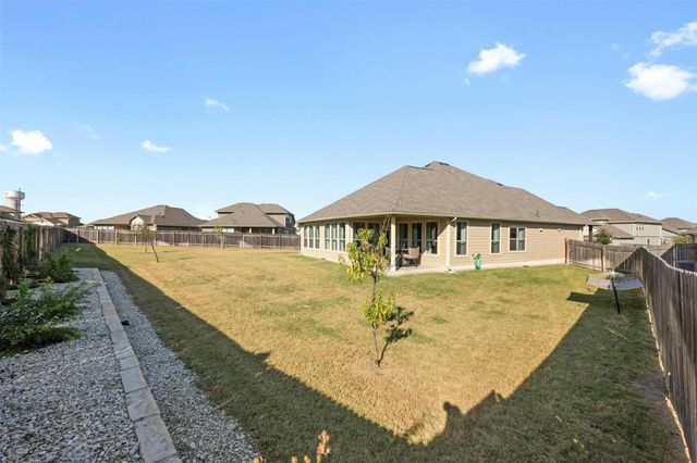 103 Scotsburg ST, Hutto, TX 78634