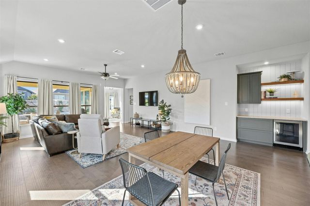 103 Scotsburg ST, Hutto, TX 78634