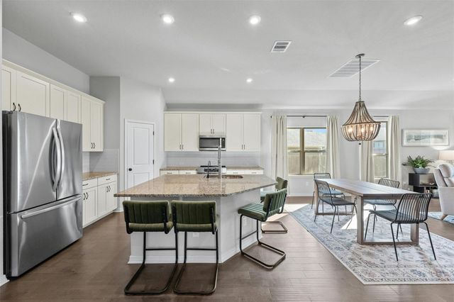 103 Scotsburg ST, Hutto, TX 78634