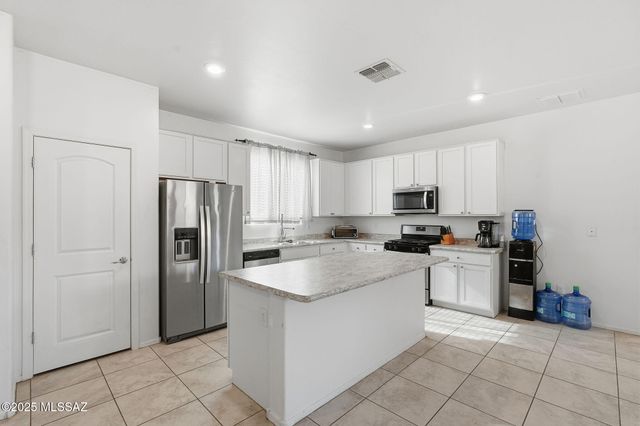 5112 Dakota Vista Place, Tucson, AZ 85746