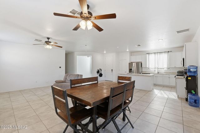 5112 Dakota Vista Place, Tucson, AZ 85746