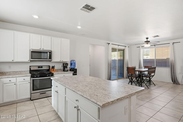 5112 Dakota Vista Place, Tucson, AZ 85746
