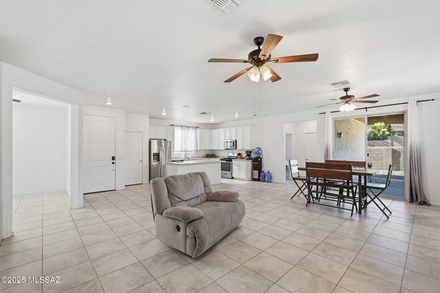 5112 Dakota Vista Place, Tucson, AZ 85746