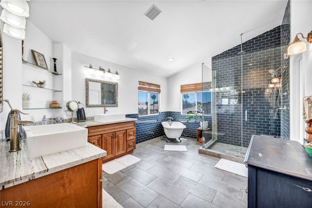 6228 Red Pine Court, Las Vegas, NV 89130