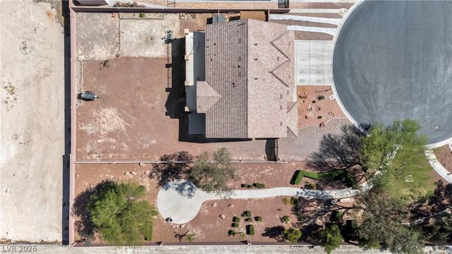 6228 Red Pine Court, Las Vegas, NV 89130