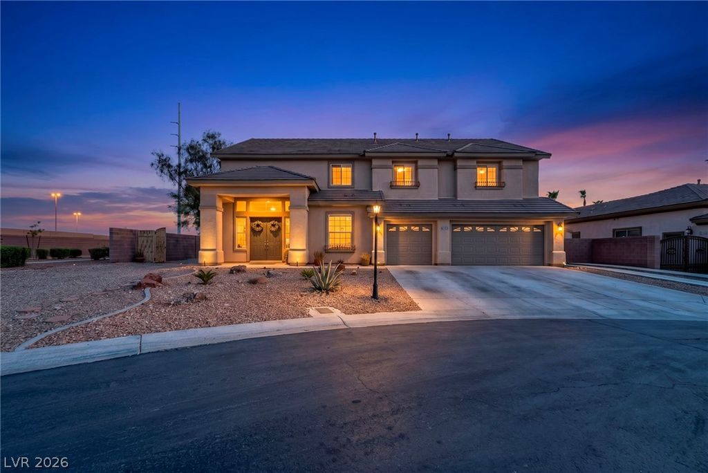 6228 Red Pine Court, Las Vegas, NV 89130