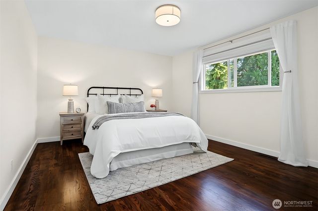 9652 42nd Avenue NE, Seattle, WA 98115