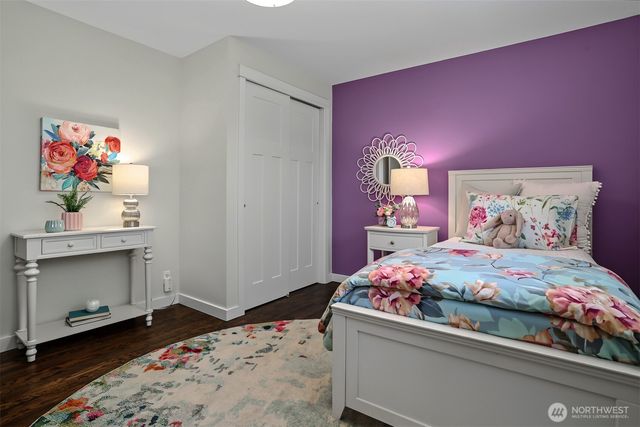 9652 42nd Avenue NE, Seattle, WA 98115