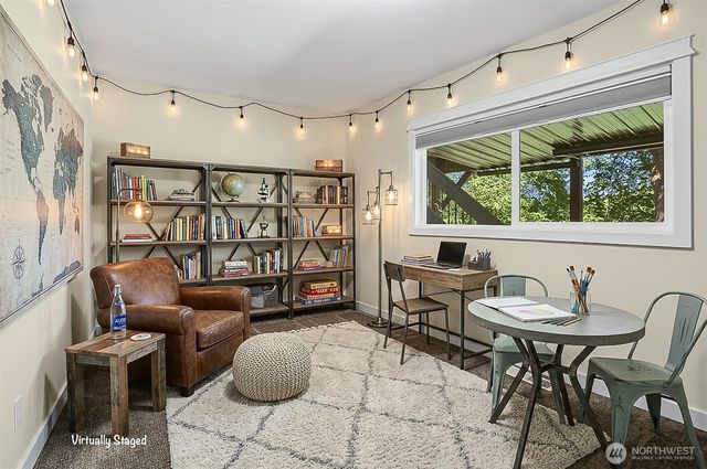 9652 42nd Avenue NE, Seattle, WA 98115