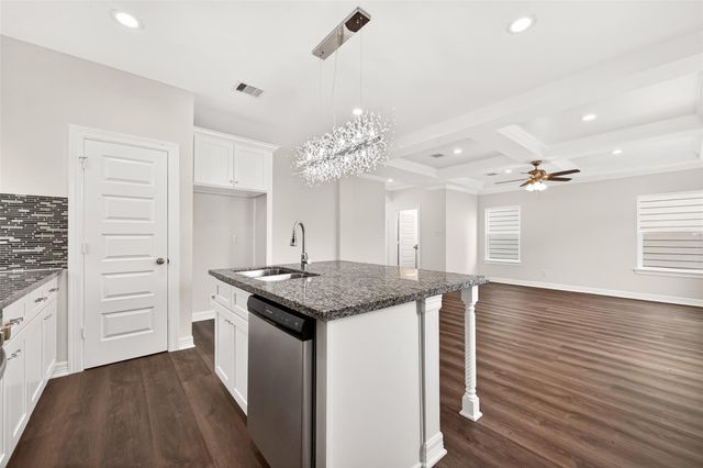 422 4th Street, Beasley, TX 77417