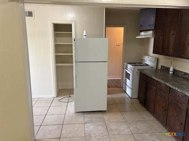 715 Cardinal Avenue, Killeen, TX 76541