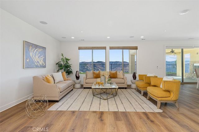 966 Feather Hollow Court, Chino Hills, CA 91709